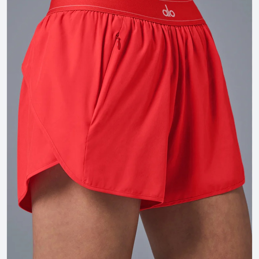 ALO limited red hot summer. Match point shorts.